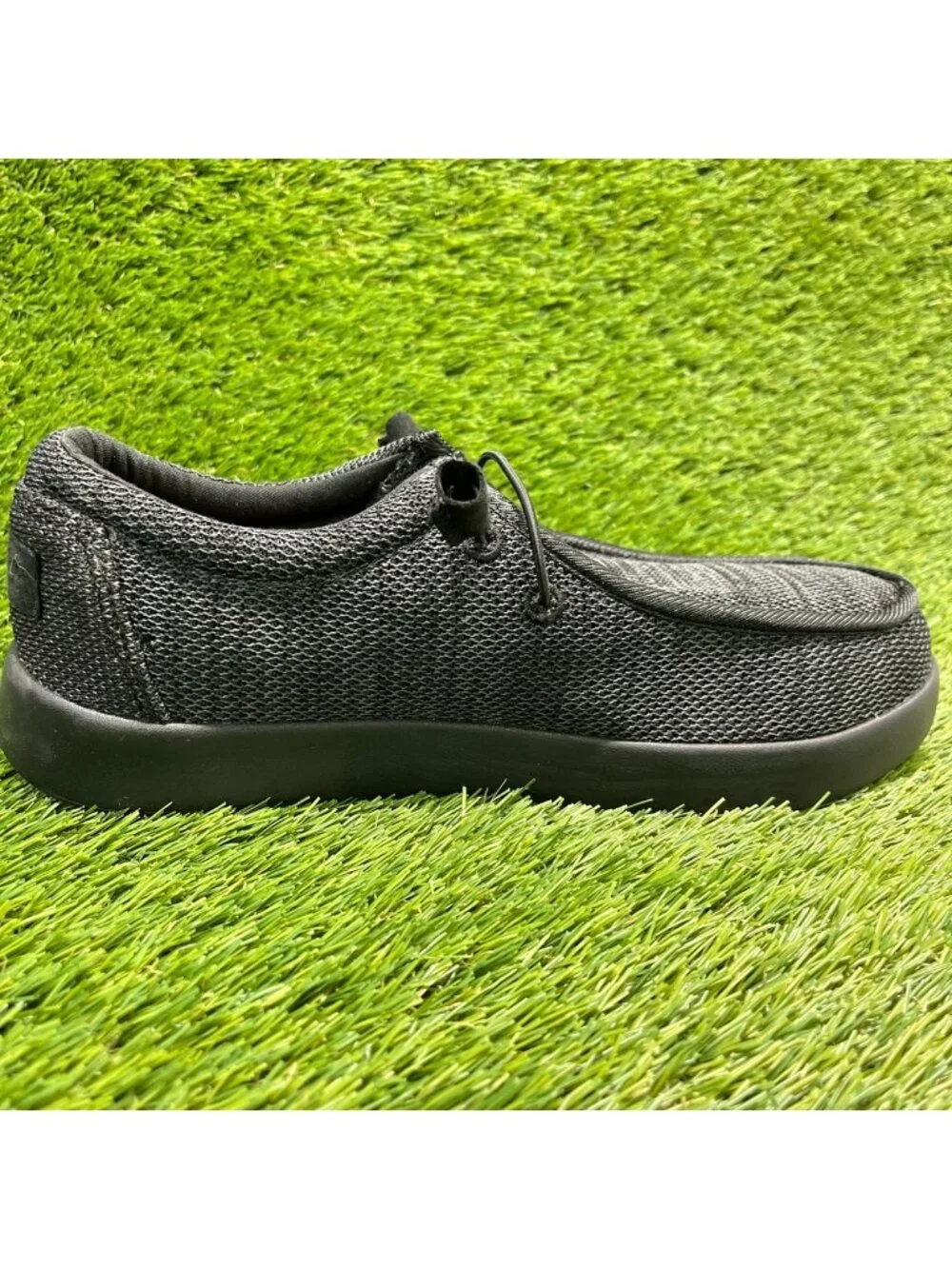 Volcom Chill Womens Size 9W Black Gray Composite Toe Safety Work Slip-On Shoes